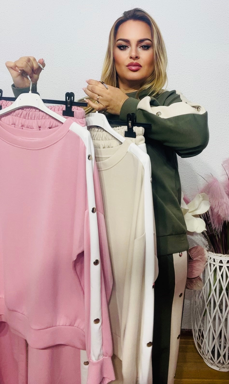 CHANDAL NURIA